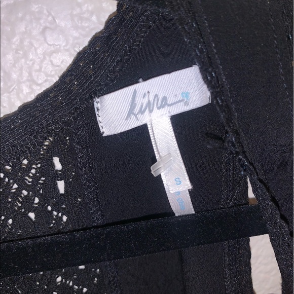 NWOT Very Cute Lacey PacSun Kirra Black Crop Tank Top - Picture 3 of 5